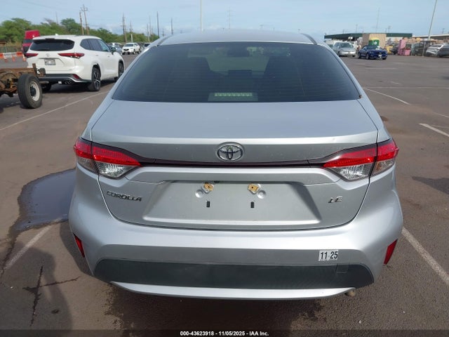 JTDEPRAE1LJ067611 Toyota COROLLA LE