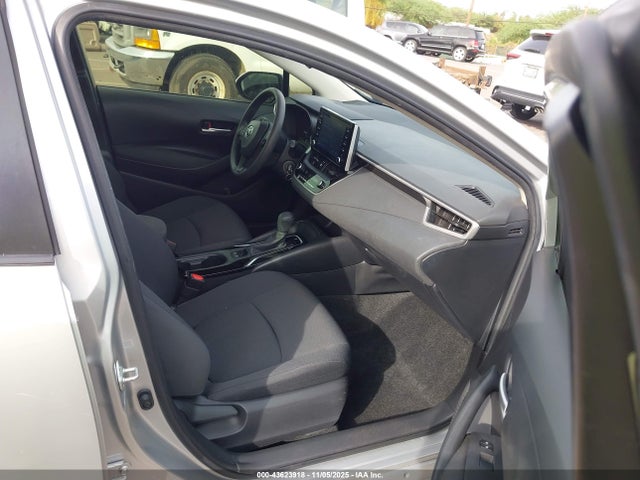 JTDEPRAE1LJ067611 Toyota COROLLA LE