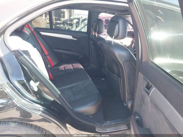 2013 MERCEDES-BENZ C 300 WDDGF8AB1DR241584 Photo 7