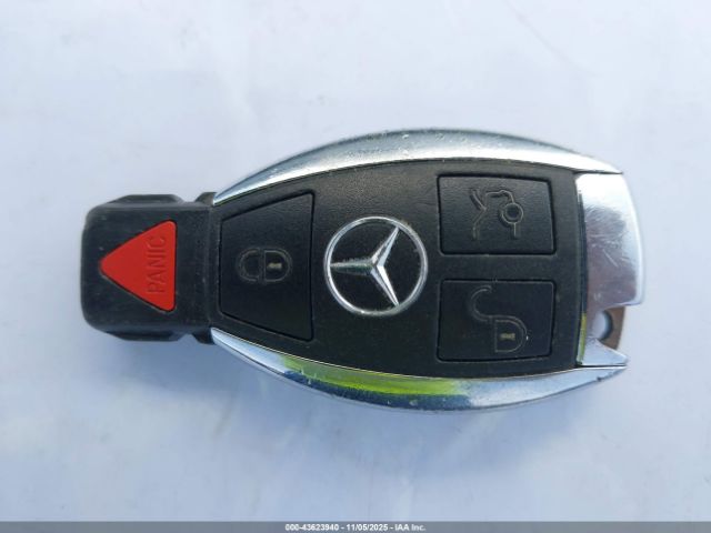 2012 MERCEDES-BENZ C 300 WDDGF8BB2CR225911 Photo 10