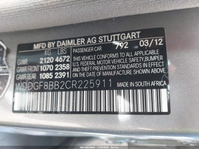 2012 MERCEDES-BENZ C 300 WDDGF8BB2CR225911 Photo 8