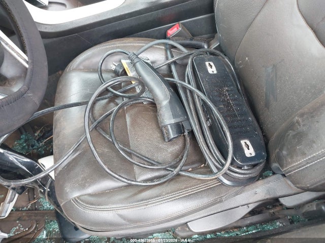 Продажа на аукционе авто 2015 Chevrolet Volt, vin: 1G1RB6E41FU131092, номер лота: 43623955