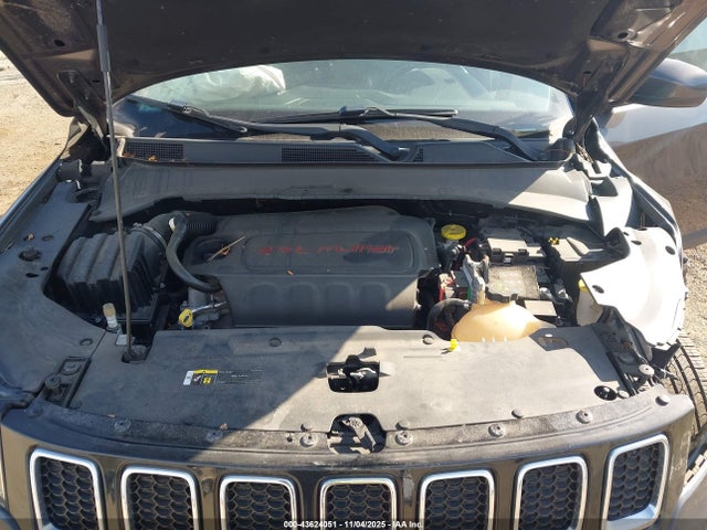 Продажа на аукционе авто 2018 Jeep Compass Latitude 4x4, vin: 3C4NJDBB4JT176756, номер лота: 43624051