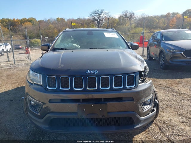 Продажа на аукционе авто 2018 Jeep Compass Latitude 4x4, vin: 3C4NJDBB4JT176756, номер лота: 43624051