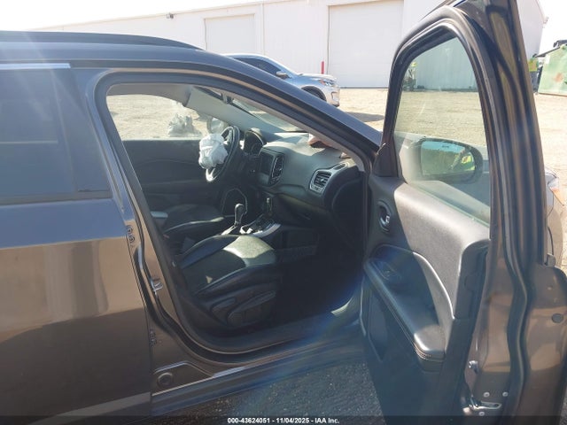 Продажа на аукционе авто 2018 Jeep Compass Latitude 4x4, vin: 3C4NJDBB4JT176756, номер лота: 43624051
