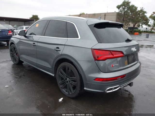 2018 AUDI SQ5 WA1A4AFY5J2144817 Photo 2