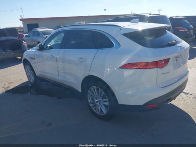 2017 JAGUAR F-PACE SADCK2BN9HA086916 Photo 2