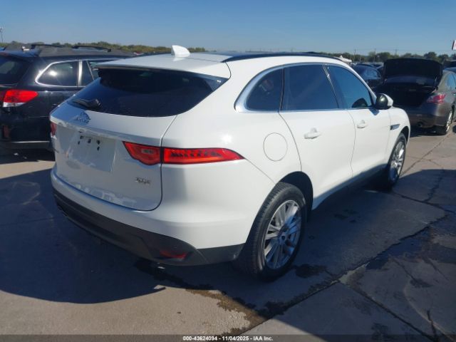 2017 JAGUAR F-PACE SADCK2BN9HA086916 Photo 3