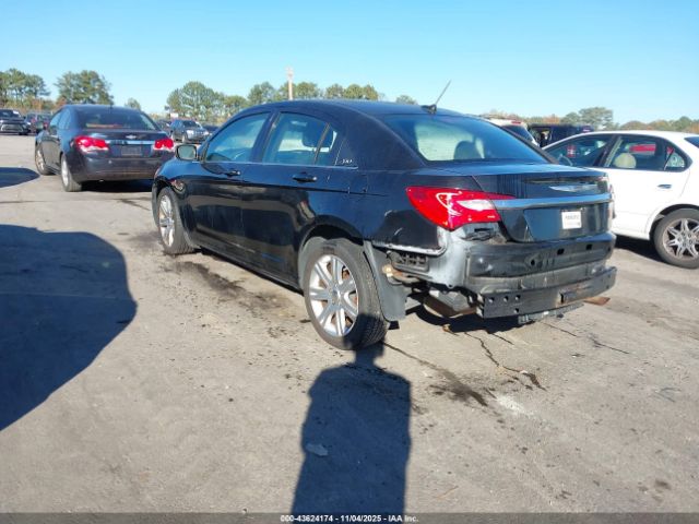 2012 CHRYSLER 200 1C3CCBBBXCN108393 Photo 2