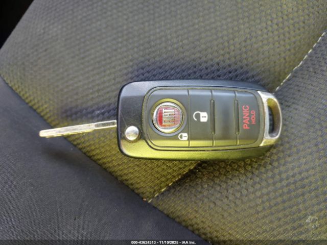 2016 FIAT 500X ZFBCFXAT7GP382240 Photo 10