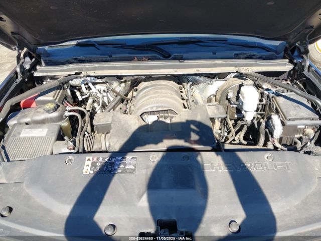 2018 CHEVROLET SUBURBAN 1GNSKHKC4JR211327 Photo 9
