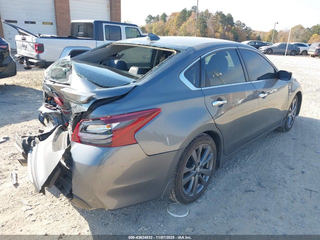 43624532 :رقم المزاد ، 1N4AL3AP1JC284768 vin ، 2018 Nissan Altima 2.5 Sr مزاد بيع