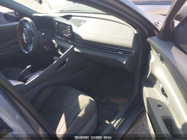 2021 HYUNDAI ELANTRA KMHLM4AG7MU193388 Photo 4
