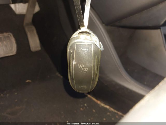 2013 TESLA MODEL S 5YJSA1AG2DFP11231 Photo 10