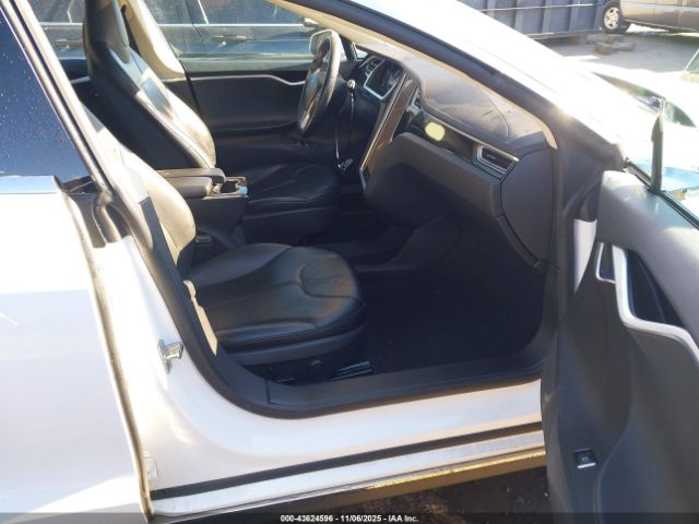 2013 TESLA MODEL S 5YJSA1AG2DFP11231 Photo 4