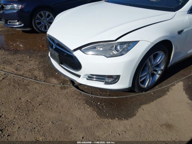 2013 TESLA MODEL S 5YJSA1AG2DFP11231 Photo 5