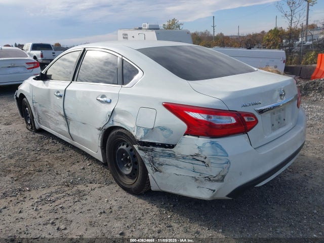 1N4AL3AP7HC472799 Nissan Altima 2.5 S