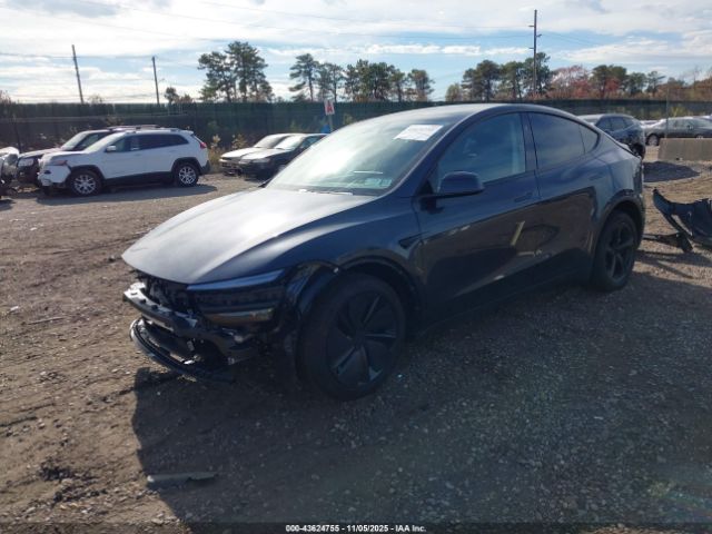 2026 TESLA MODEL Y 7SAYGDEE7TA387775 Photo 1