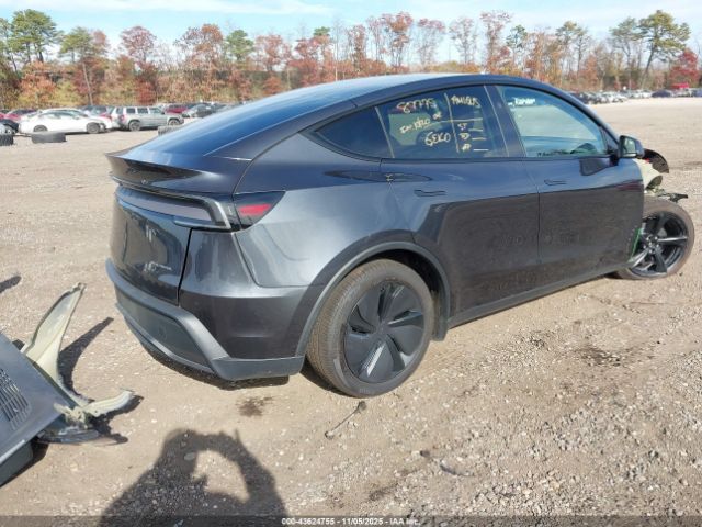 2026 TESLA MODEL Y 7SAYGDEE7TA387775 Photo 3