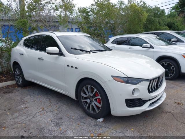 2017 MASERATI LEVANTE ZN661YUL1HX249421