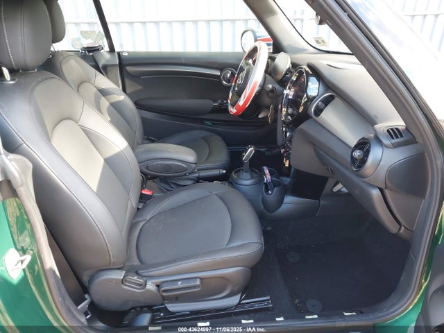 2024 MINI CONVERTIBLE WMW23DL09R3R95292 Photo 4