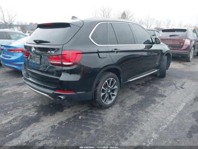 2016 BMW X5 5UXKR0C57G0P19602 Photo 3