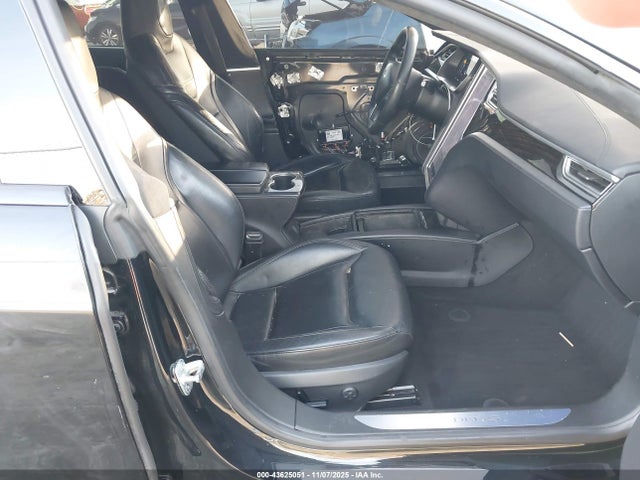 2016 TESLA MODEL S 5YJSA1E16GF161168 Photo 4