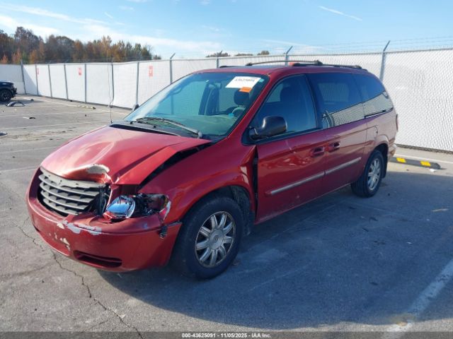 2005 CHRYSLER TOWN & COUNTRY 2C4GP54L55R222669 Photo 1
