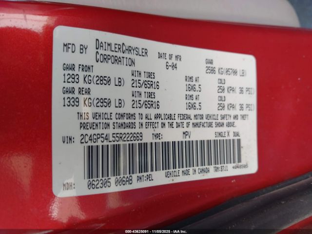 2005 CHRYSLER TOWN & COUNTRY 2C4GP54L55R222669 Photo 8