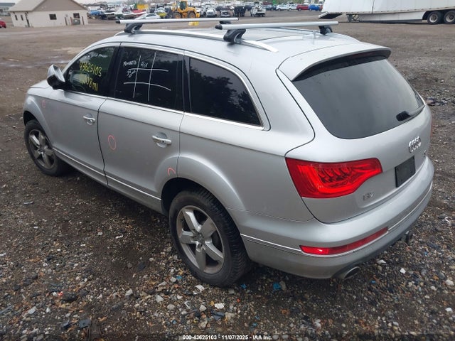 2015 AUDI Q7 WA1LMAFE1FD018125 Photo 2