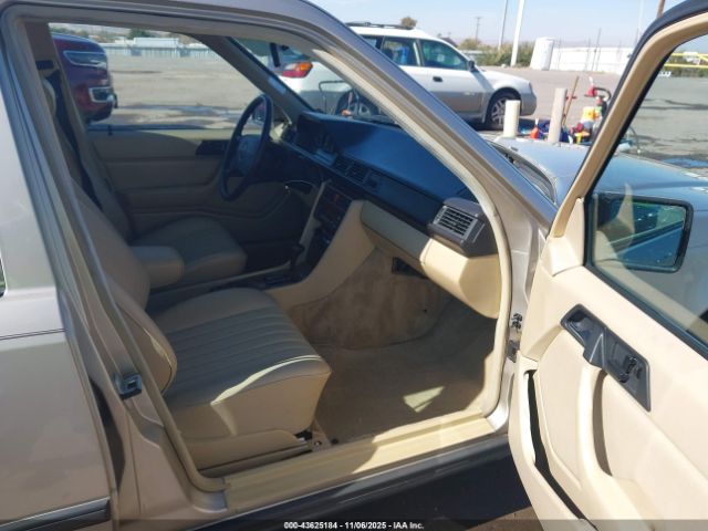 1987 MERCEDES-BENZ 300 WDBEA30D0HA402659 Photo 4