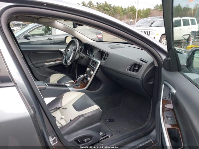 2016 VOLVO S60 CROSS COUNTRY YV4612UM9G2000557 Photo 4