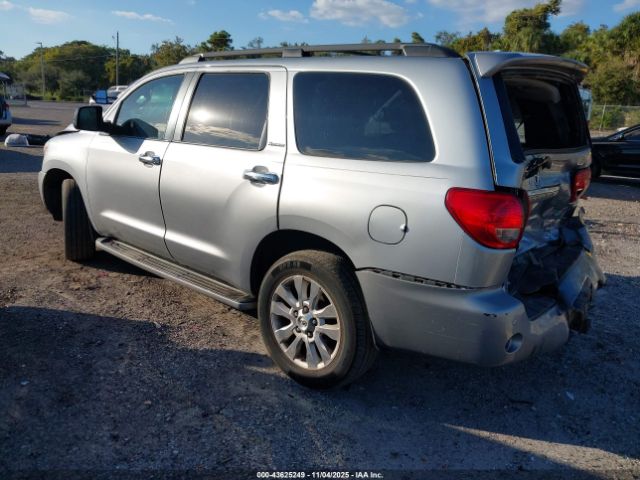 2011 TOYOTA SEQUOIA 5TDDW5G11BS045413 Photo 2