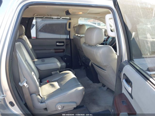 2011 TOYOTA SEQUOIA 5TDDW5G11BS045413 Photo 7