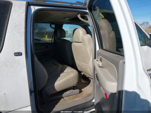 2002 GMC YUKON XL 1500 3GKFK16Z72G295441 Photo 7