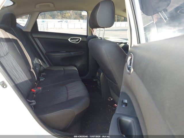 3N1AB7AP0JY204861 Nissan SENTRA SV