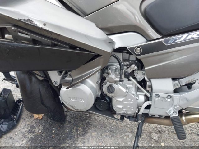 2013 YAMAHA FJR1300 JYARP24E1DA000816 Photo 8