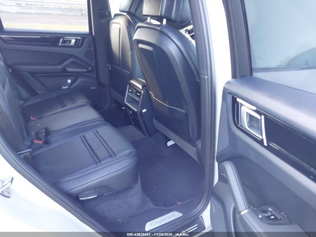 2020 PORSCHE CAYENNE WP1AA2AY5LDA07474 Photo 7