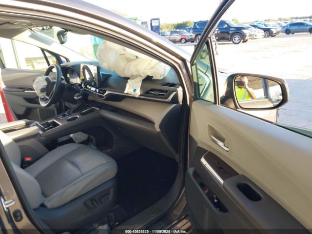 2022 TOYOTA SIENNA 5TDYRKEC9NS131147 Photo 4