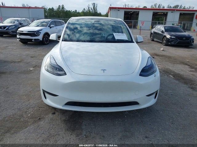 7SAYGDEE4RA275718 Tesla Model Y Long Range Dual Motor All-wheel Drive