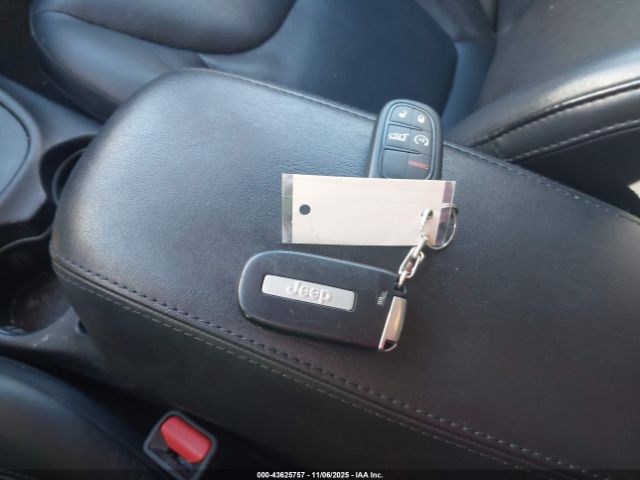 2018 JEEP CHEROKEE 1C4PJMJX8JD609670 Photo 10