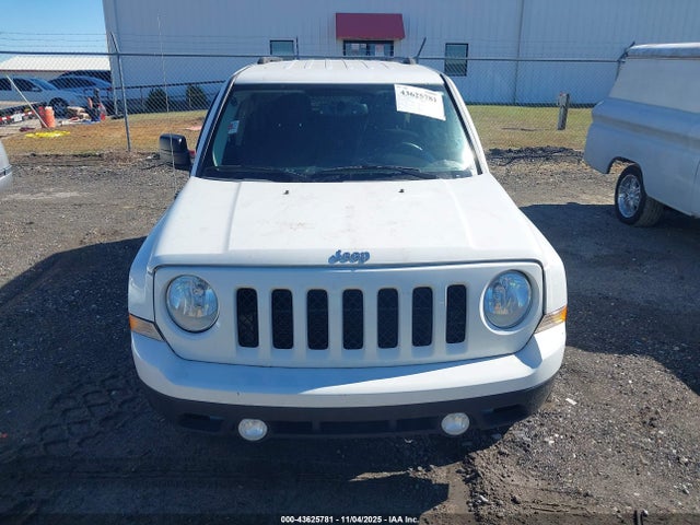 Продажа на аукционе авто 2017 Jeep Patriot Latitude 4x4, vin: 1C4NJRFB3HD179848, номер лота: 43625781