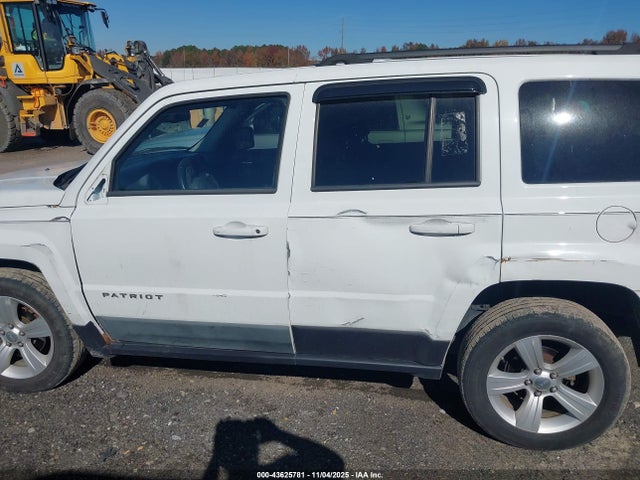 Продажа на аукционе авто 2017 Jeep Patriot Latitude 4x4, vin: 1C4NJRFB3HD179848, номер лота: 43625781