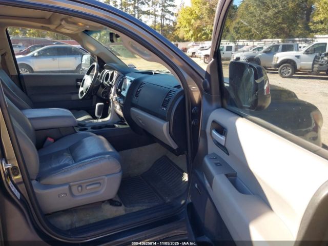 2011 TOYOTA SEQUOIA 5TDKY5G18BS031655 Photo 4