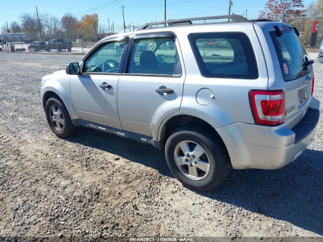 2012 FORD ESCAPE 1FMCU0C70CKA98557 Photo 2