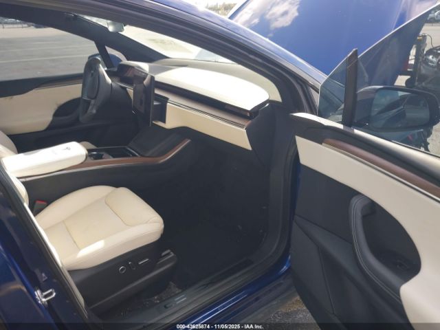 2023 TESLA MODEL X 7SAXCDE57PF380700 Photo 4