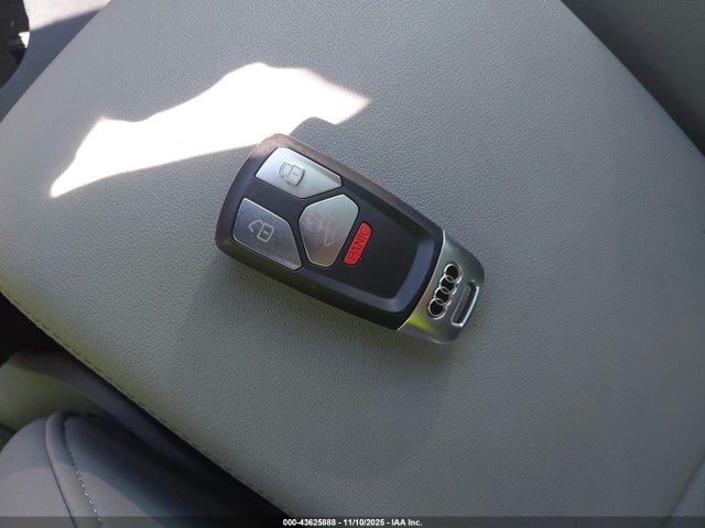 2023 AUDI Q5 WA1EAAFY5P2019156 Photo 10