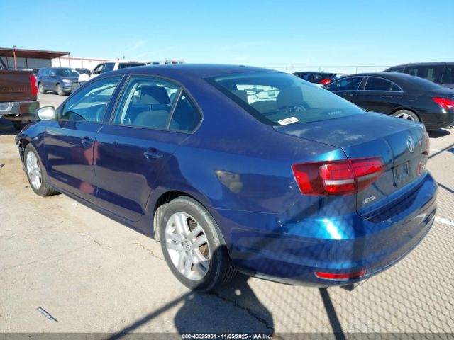 2018 VOLKSWAGEN JETTA 3VW2B7AJ7JM236692 Photo 2