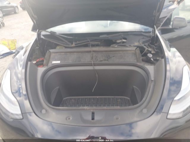 2021 TESLA MODEL Y 5YJYGDEF3MF246549 Photo 9