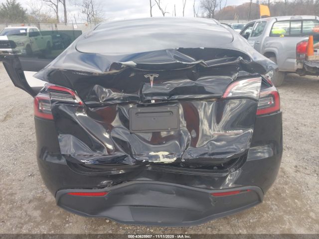 2021 TESLA MODEL Y 5YJYGDEF3MF246549 Photo 5